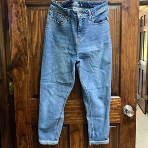 Hot Topic Mom Jeans